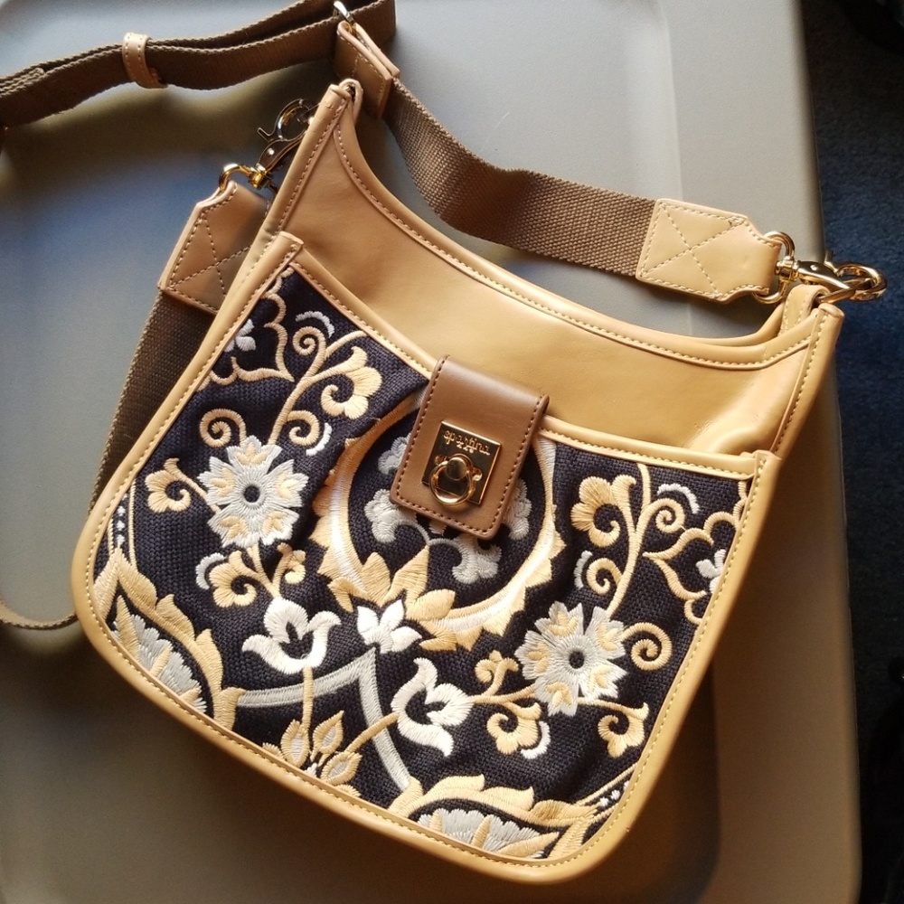 Spartina 449 Mulberry Grove Messenger Crossbody